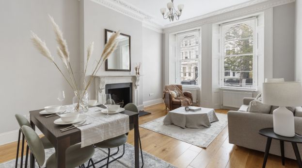 Notting Hill flat living and dining room